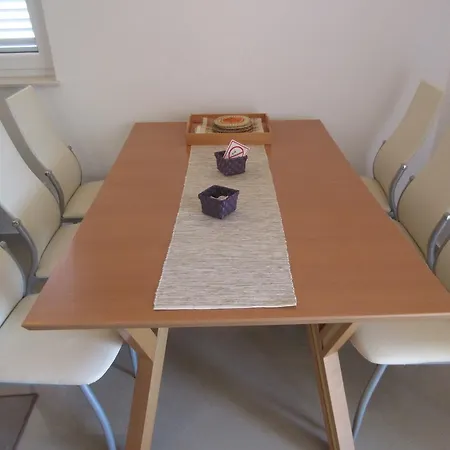 Apartment Luani