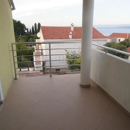 Apartment Luani Zdrelac