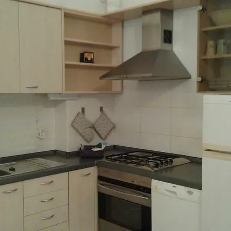 Apartment Luani Zdrelac