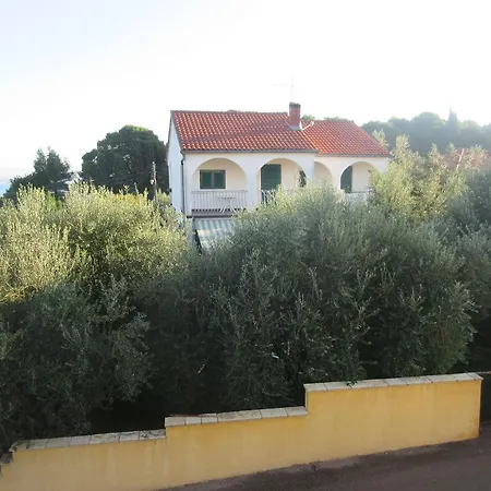 Apartament Luani