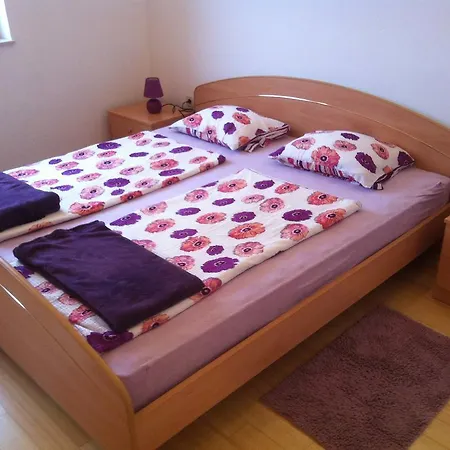 Apartament Luani